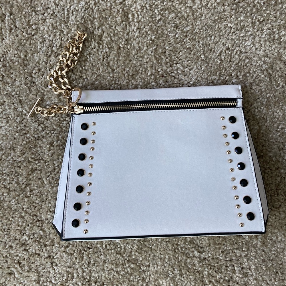 White clutch.